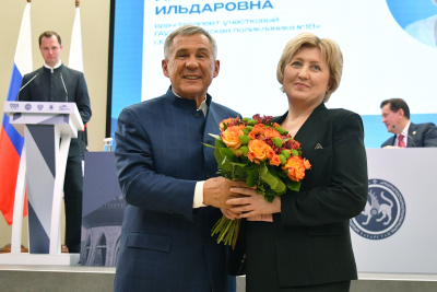 Лайсан Ахметова удостоена почетного звания «Заслуженный врач Республики Татарстан»